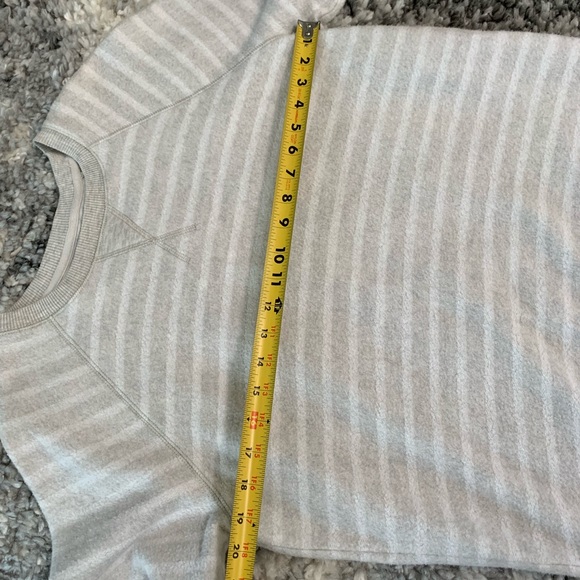 Lucky Brand White Gray Stripes Top Size Large - Picture 3 of 16